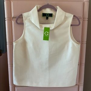 Structured white top